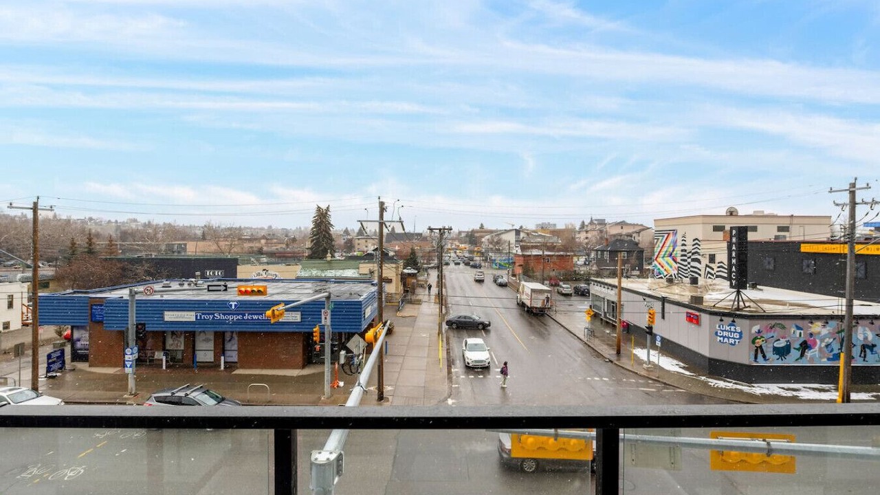 Photo of Outdoor in Crescent Heights