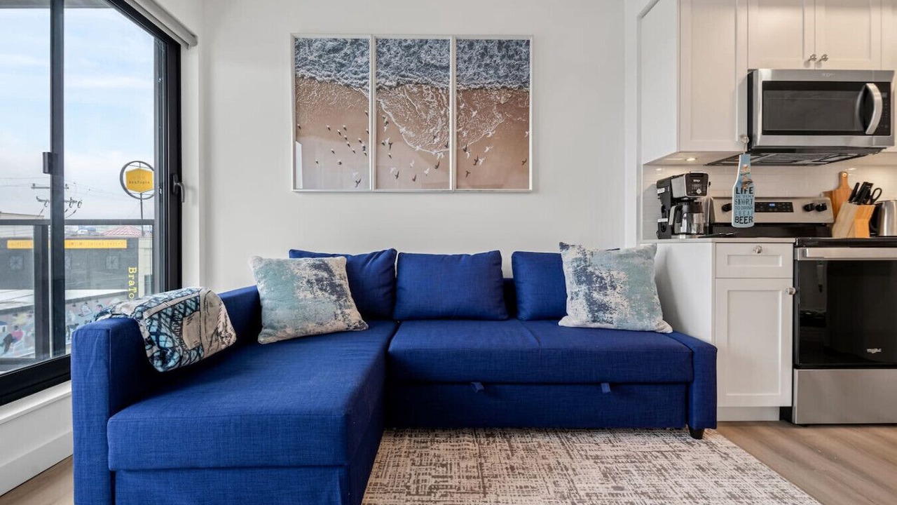 Photo of Livingroom in Crescent Heights