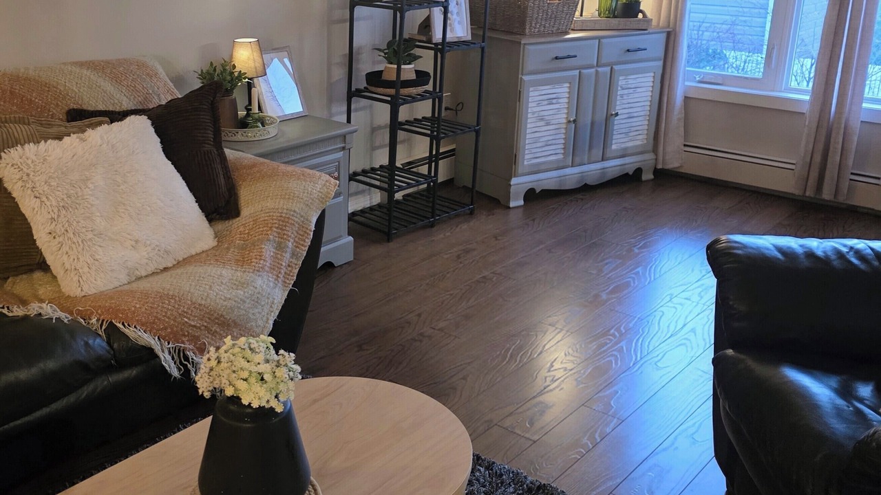 Photo of Livingroom in Markerville