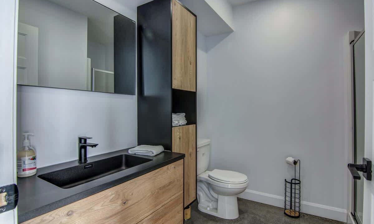 Photo of Bathroom in Saint-David-de-Falardeau