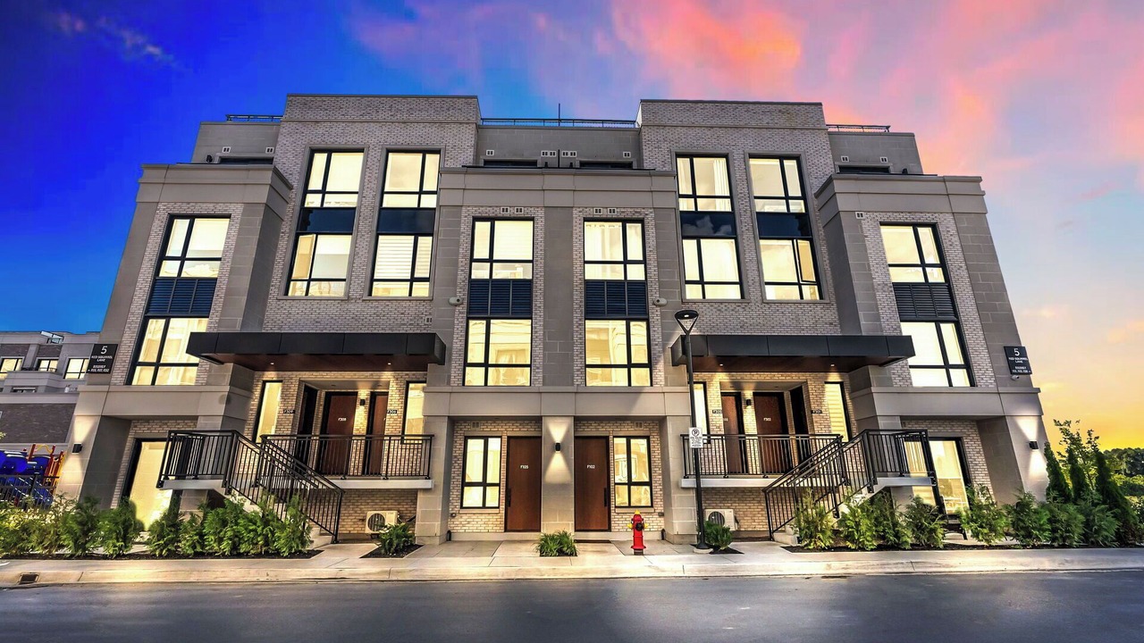 Photo of Outdoor in Richmond Hill