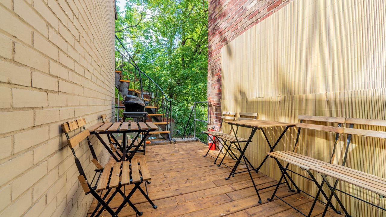 Photo of Outdoor in Cote-Des-Neiges—Notre-Dame-De-Grace
