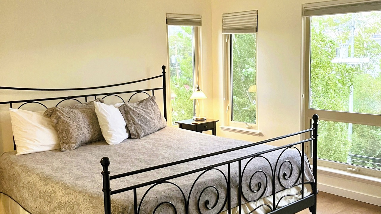 Photo of Bedroom in Okanagan-Similkameen