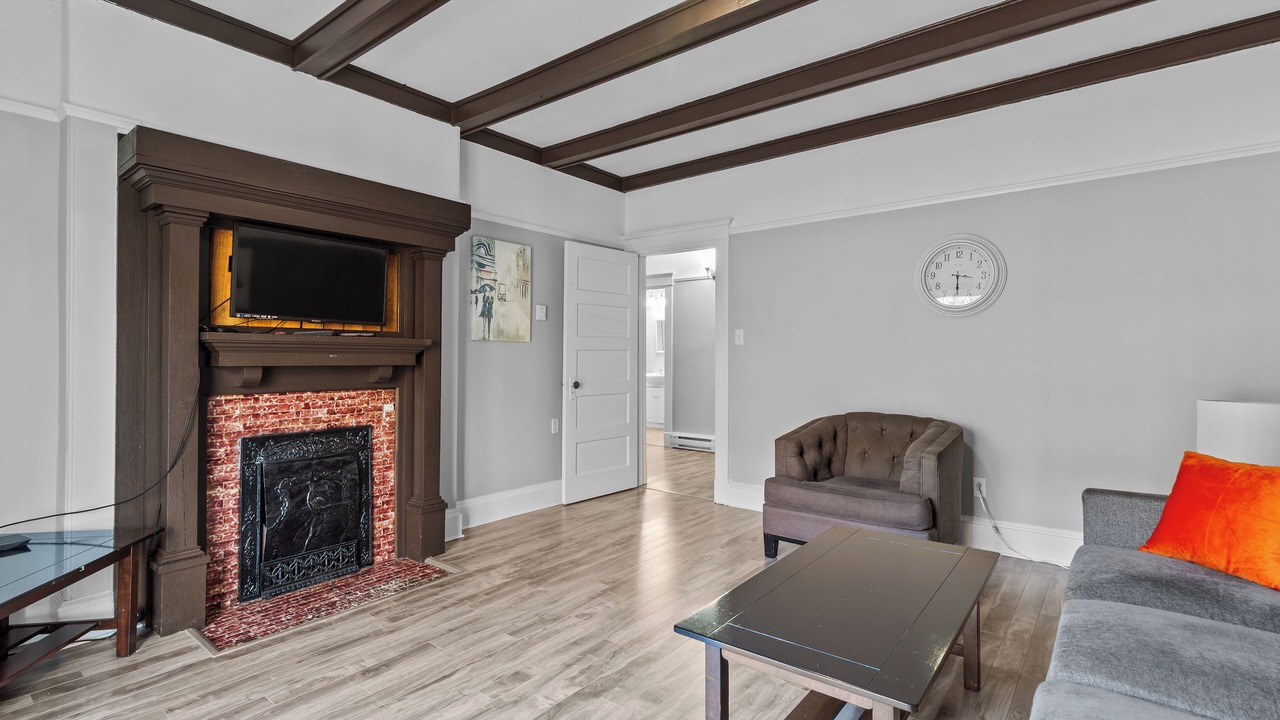 Photo of Livingroom in Waterford Valley