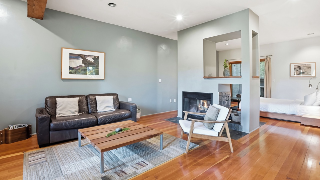 Photo of Livingroom in Ucluelet