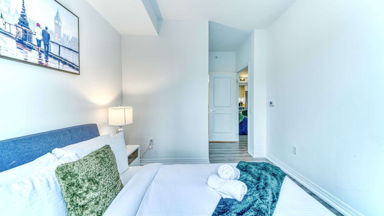 Photo of Bedroom in Garden District