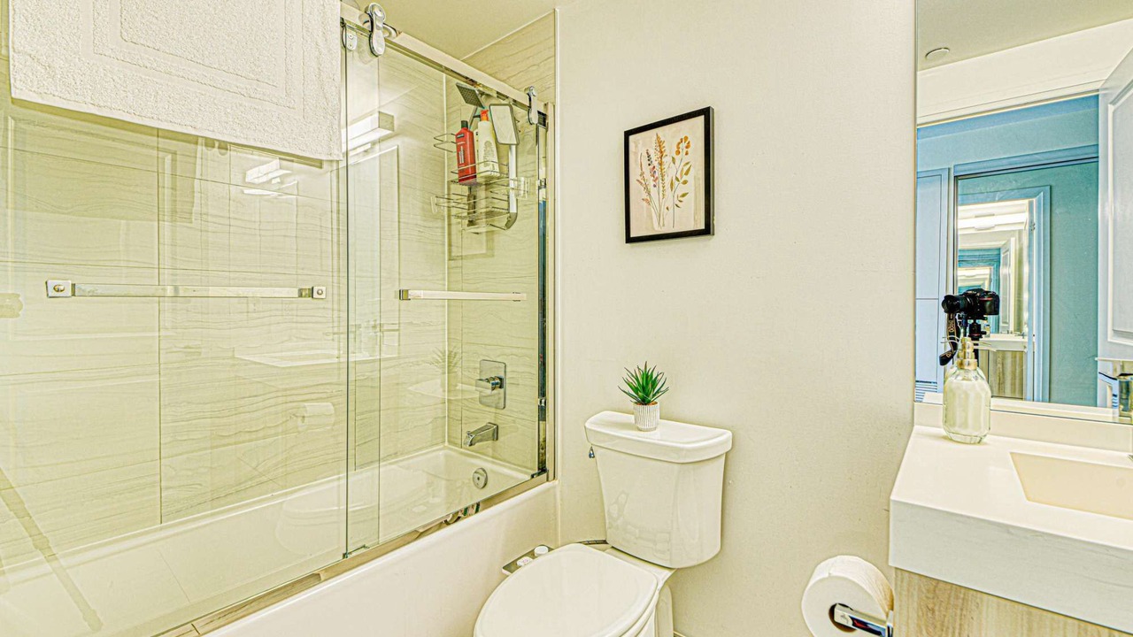 Photo of Bathroom in Garden District
