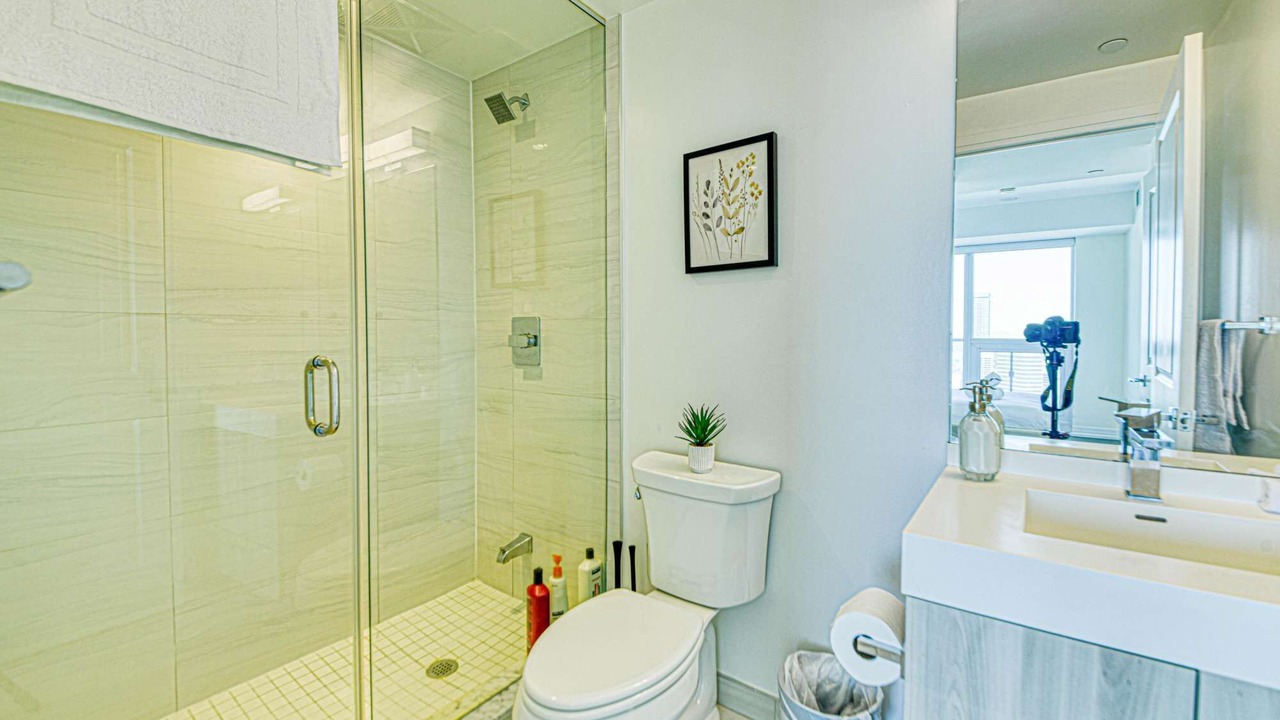 Photo of Bathroom in Garden District