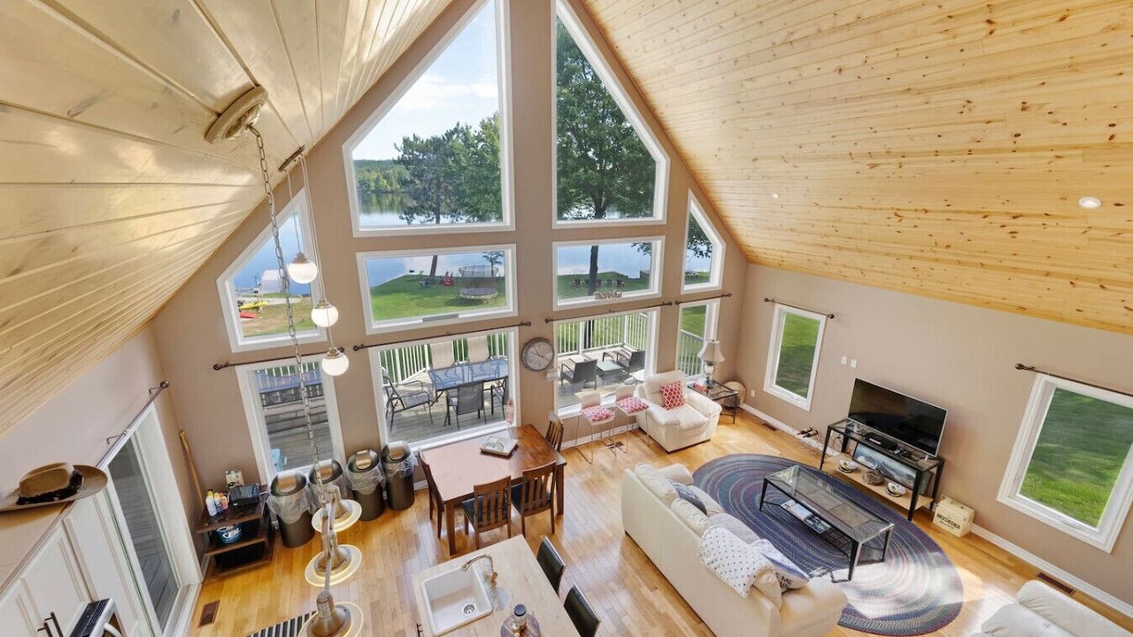 Photo of Livingroom in Killaloe