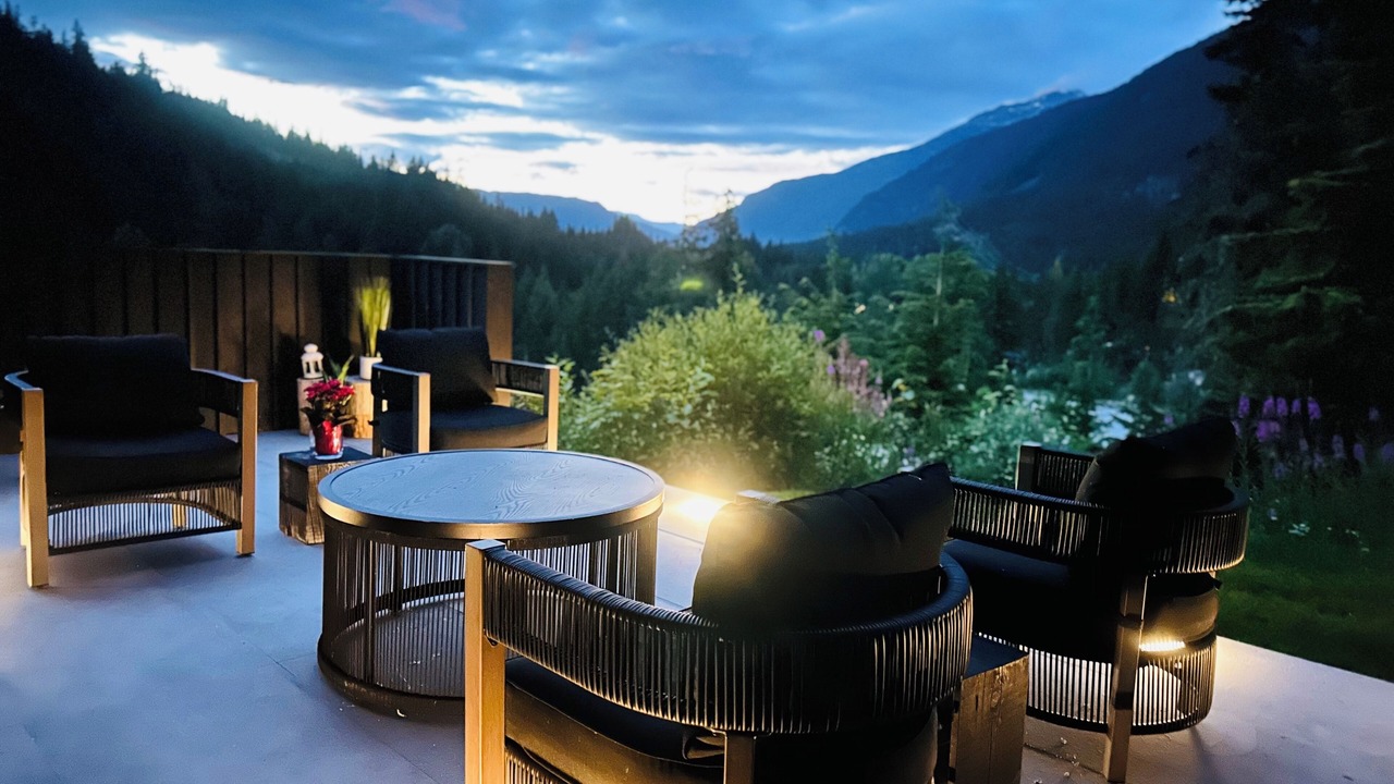 Photo of Patio Balcony in Sea to Sky Highway