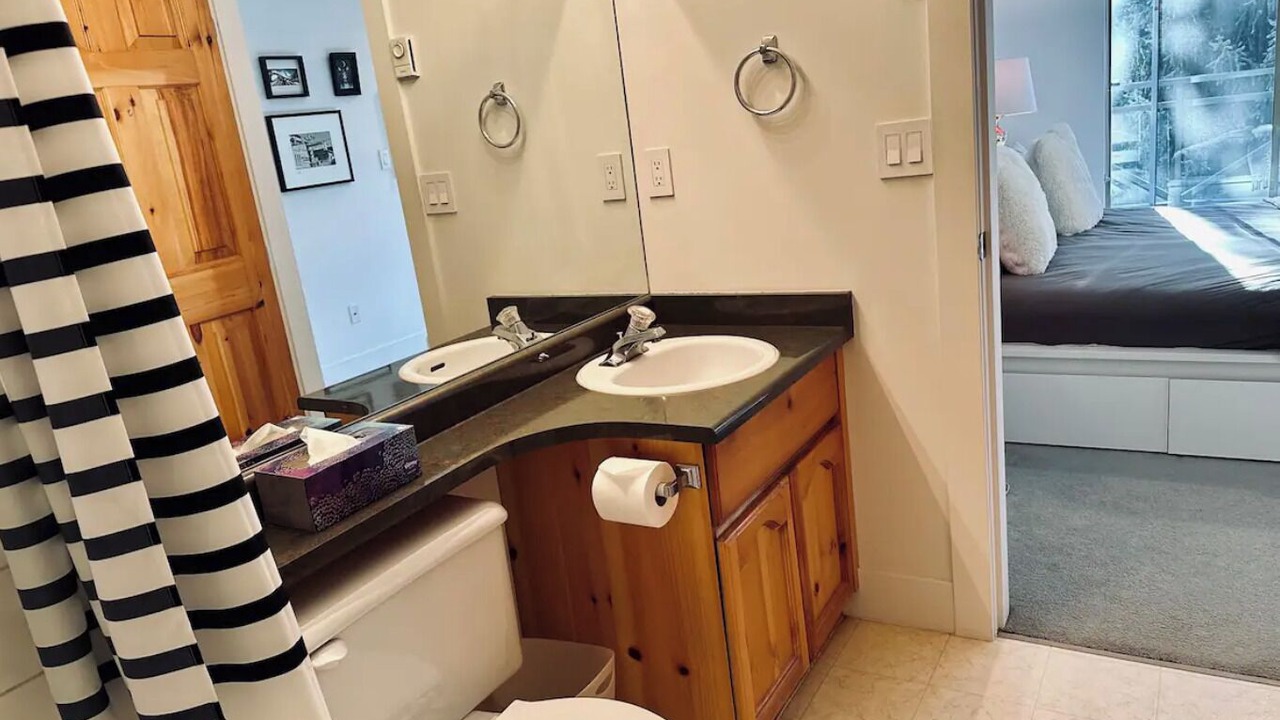 Photo of Bathroom in Village North