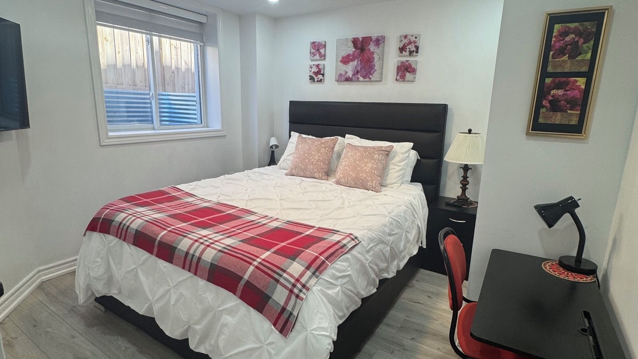 Photo of Bedroom in Ajax