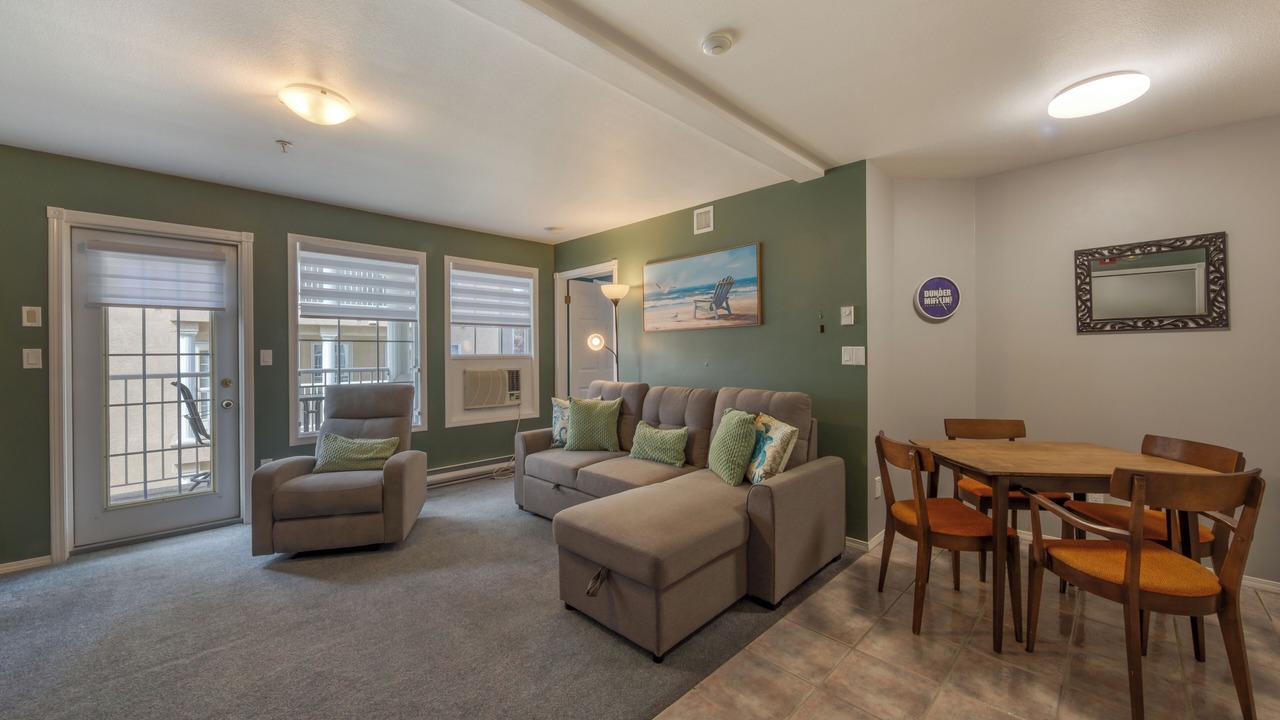 Photo of Livingroom in East Kootenay