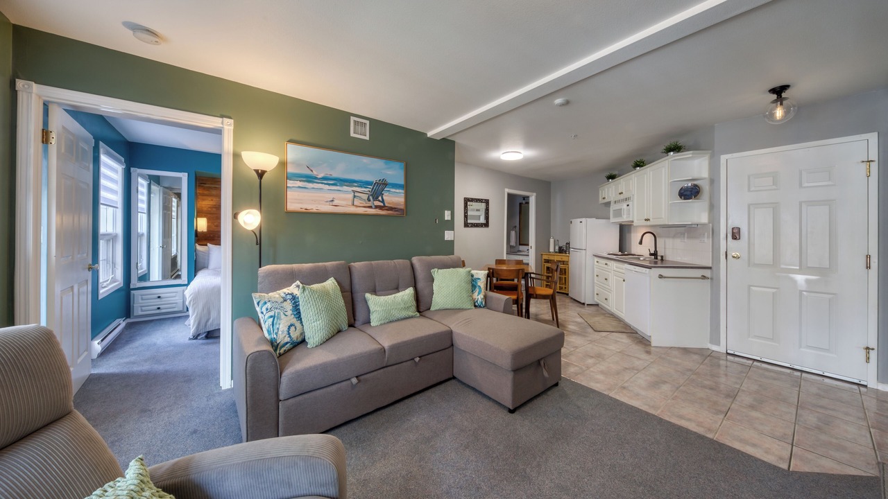 Photo of Livingroom in East Kootenay