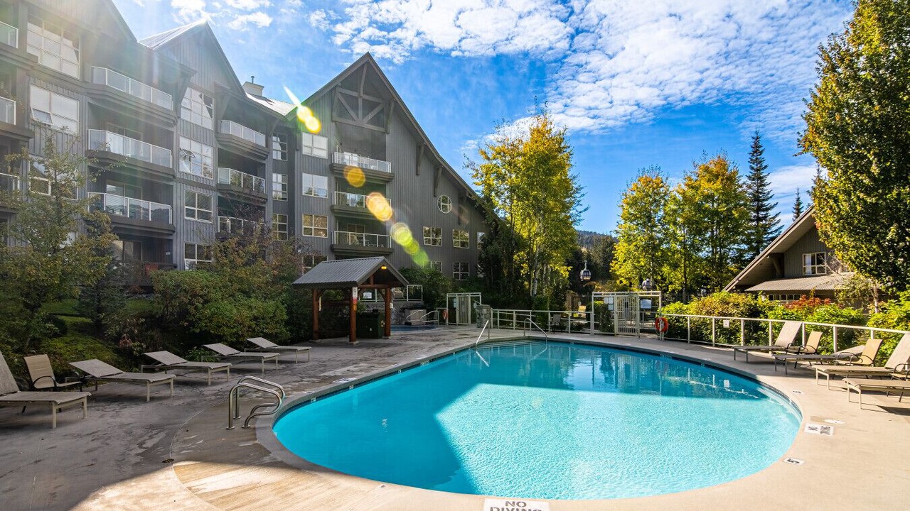 Photo of Outdoor in Upper Village