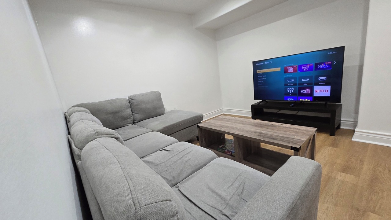 Photo of Livingroom in Aurora