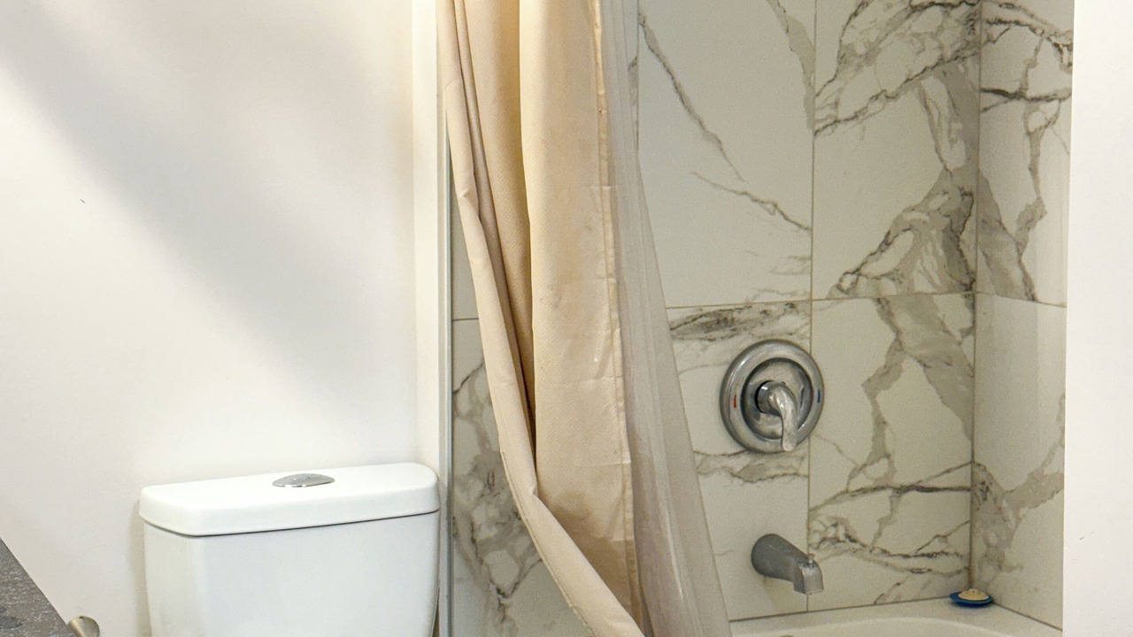 Photo of Bathroom in Sunnyside