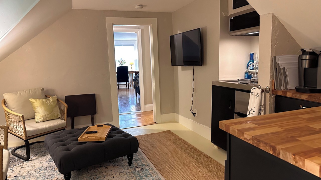 Photo of Livingroom in Rockland