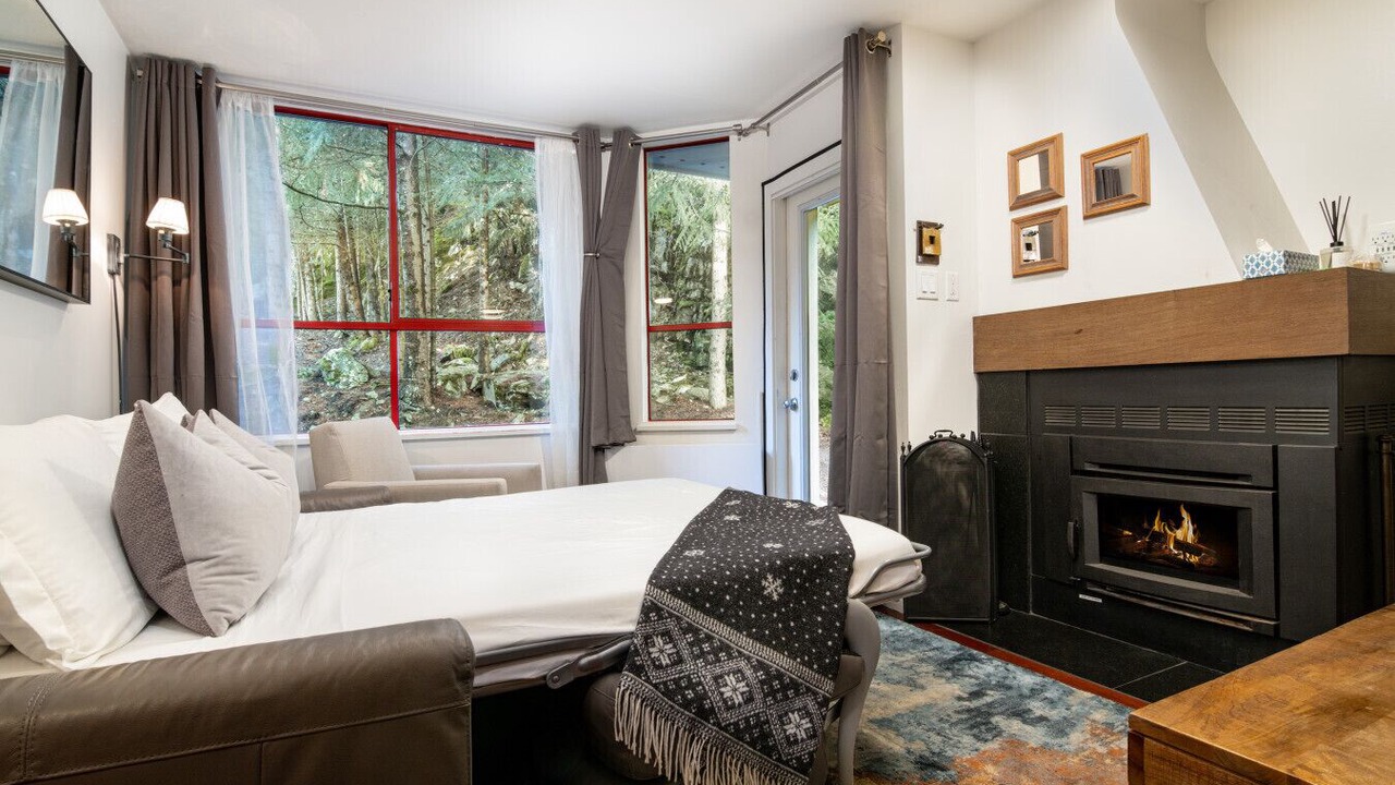 Photo of Bedroom in Whistler Creekside