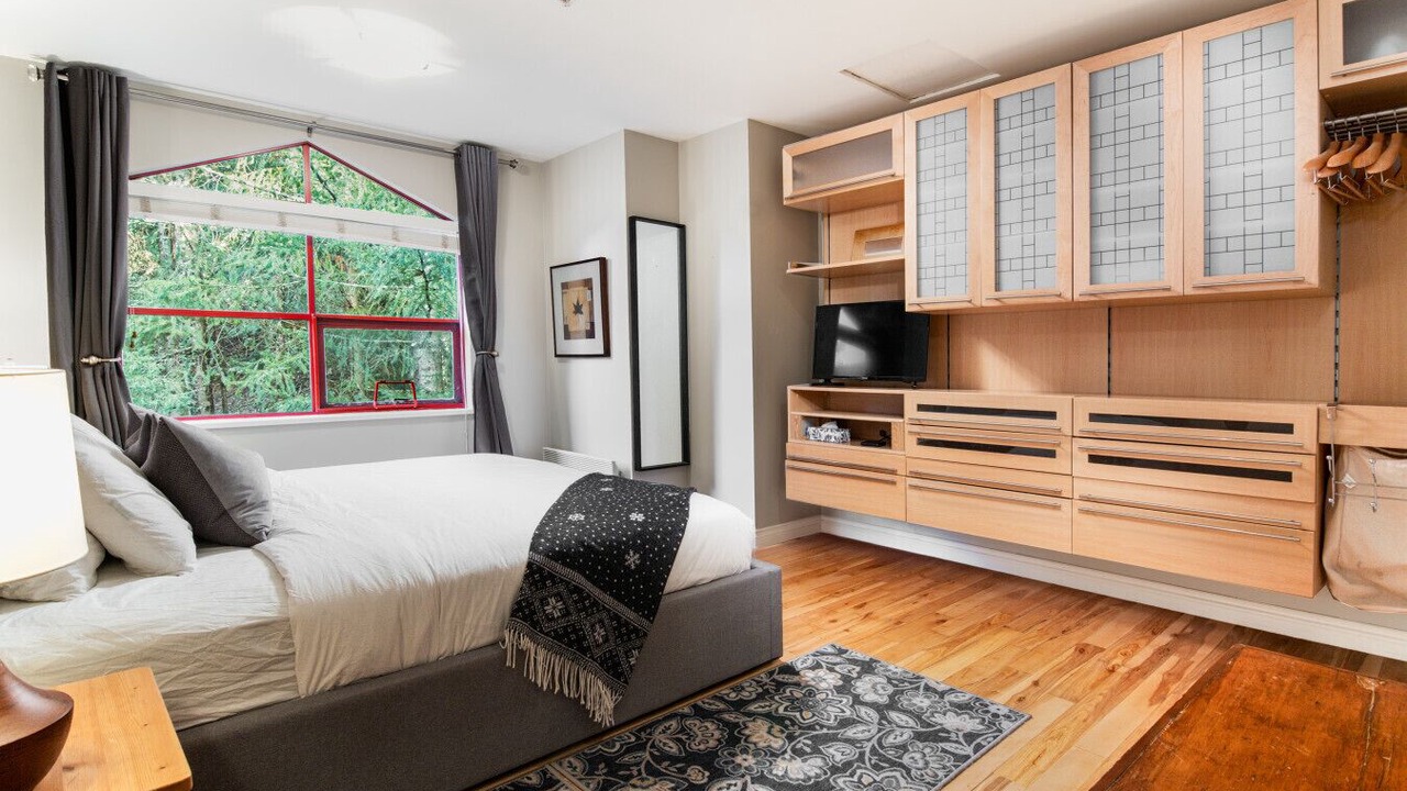 Photo of Bedroom in Whistler Creekside