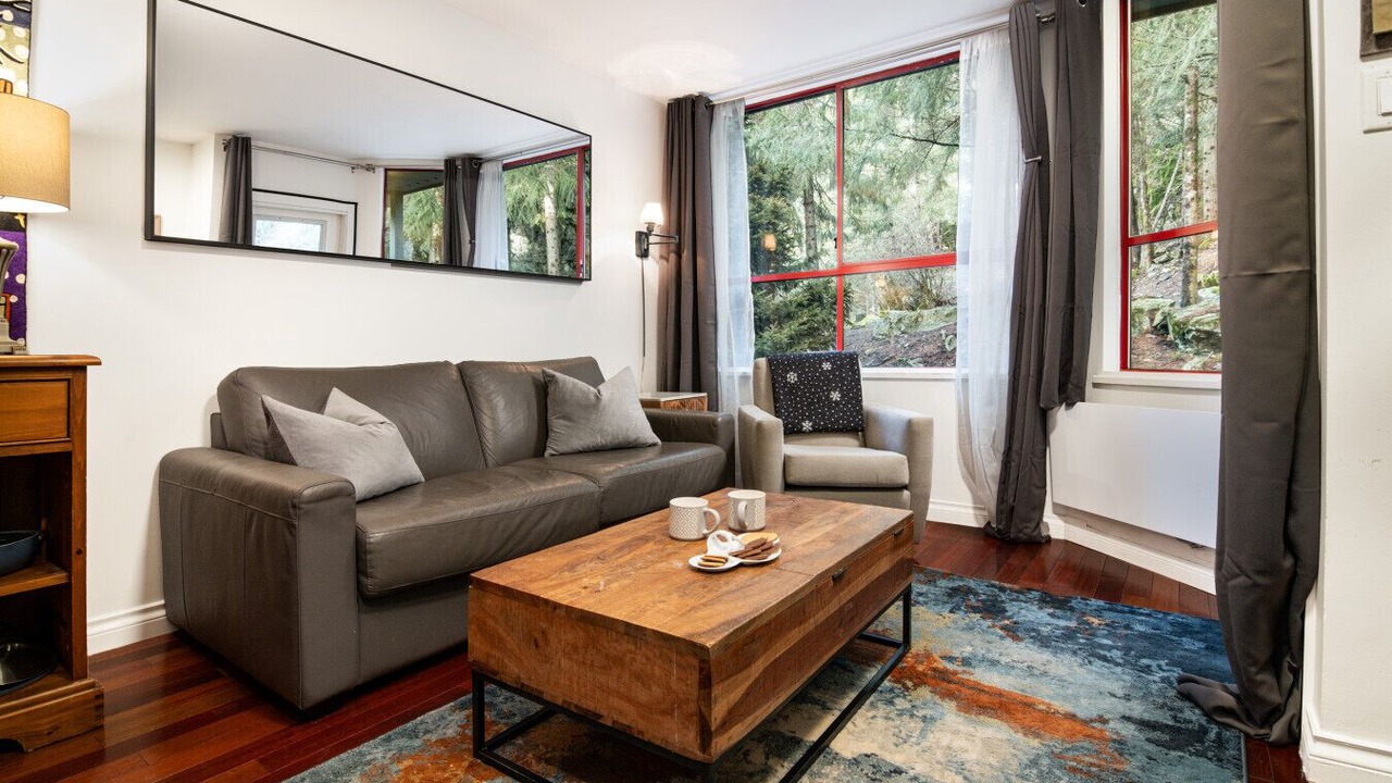 Photo of Livingroom in Whistler Creekside