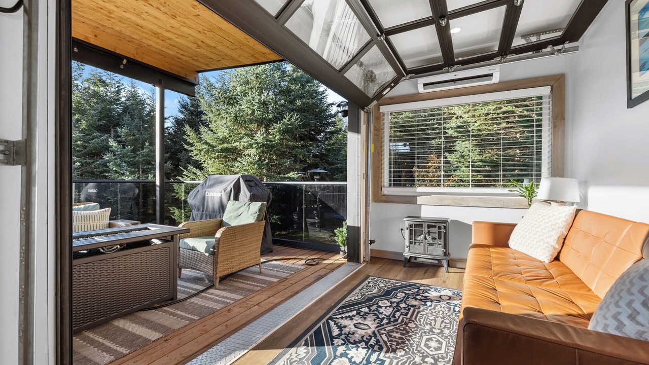 Photo of Livingroom in New Glasgow
