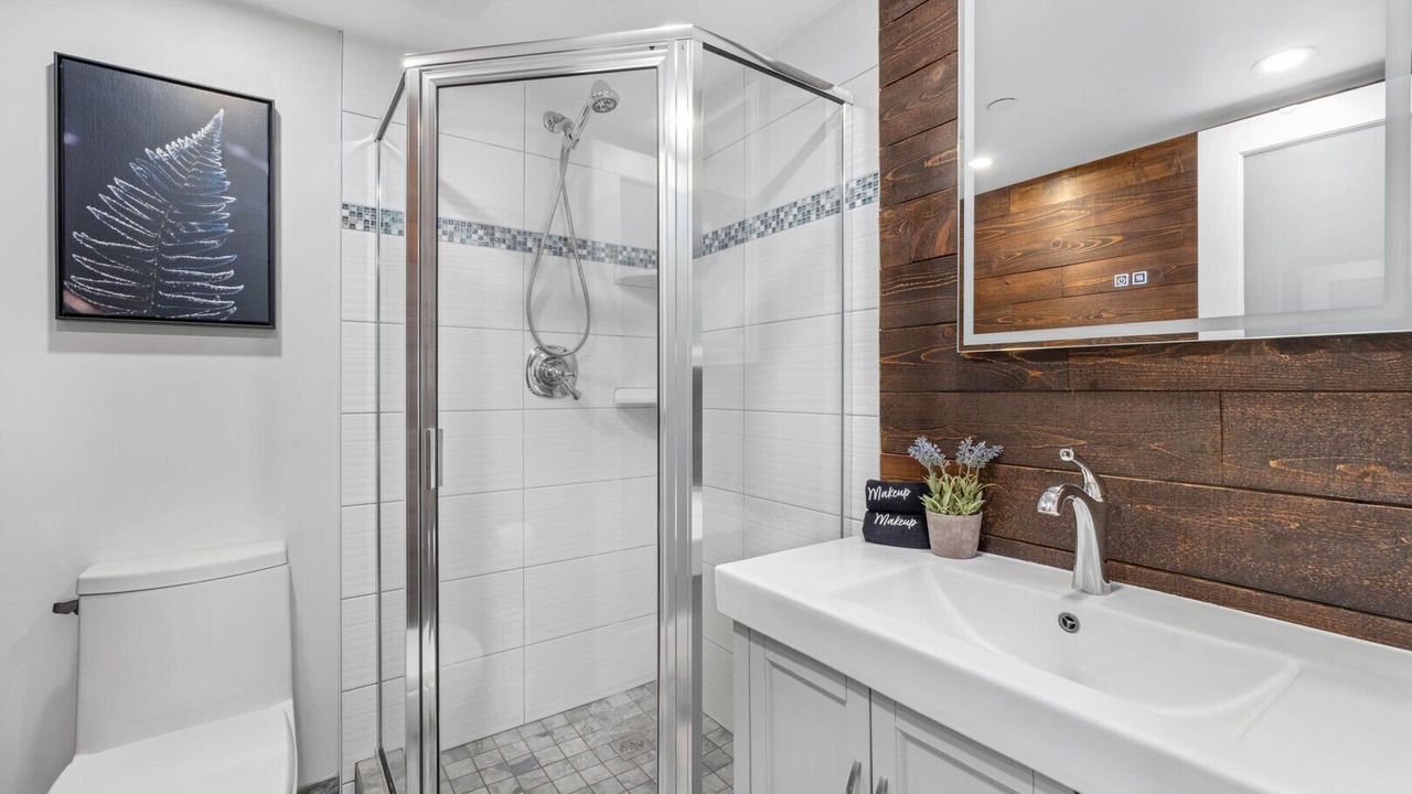 Photo of Bathroom in Village North