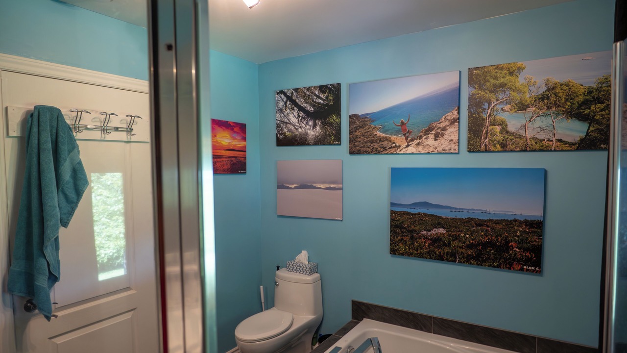 Photo of Bathroom in Neuville