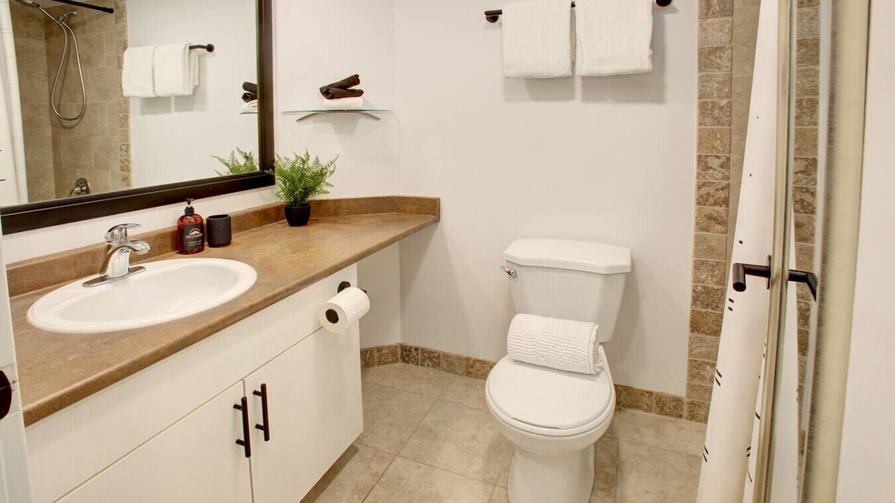 Photo of Bathroom in Whistler Creekside