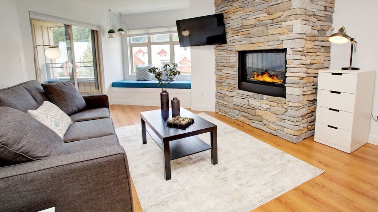 Photo of Livingroom in Whistler Creekside