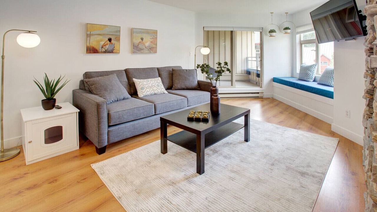 Photo of Livingroom in Whistler Creekside