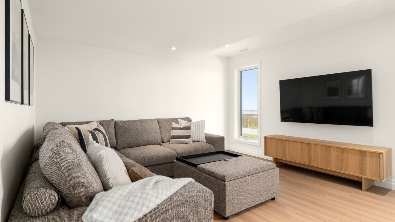 Photo of Bedroom in Petite-Riviere-Saint-Francois