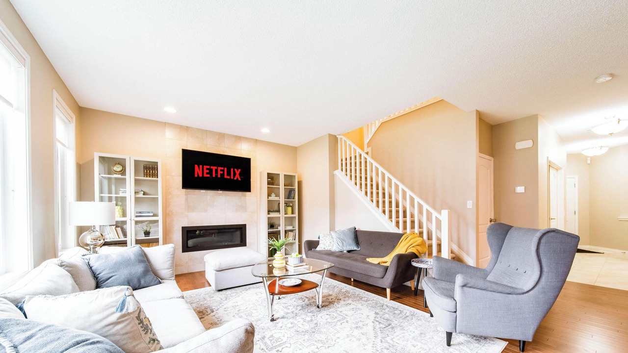 Photo of Livingroom in West Edmonton