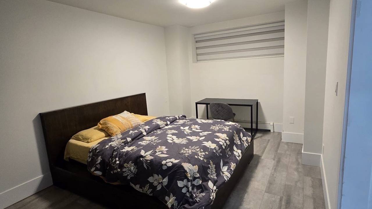 Photo of Bedroom in Surrey Newton