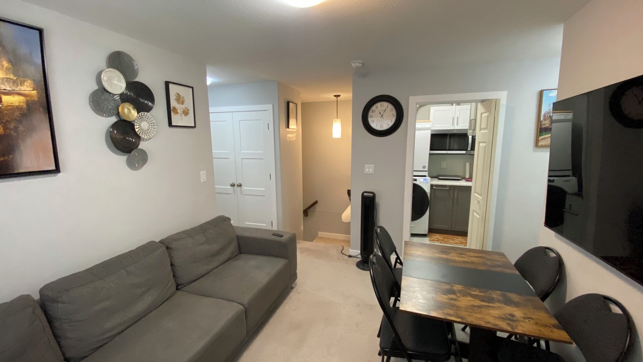 Photo of Livingroom in Regina