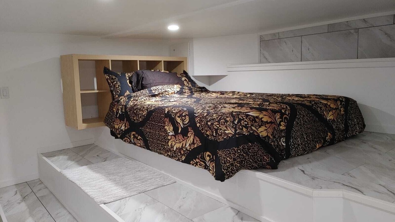 Photo of Bedroom in Departure Bay