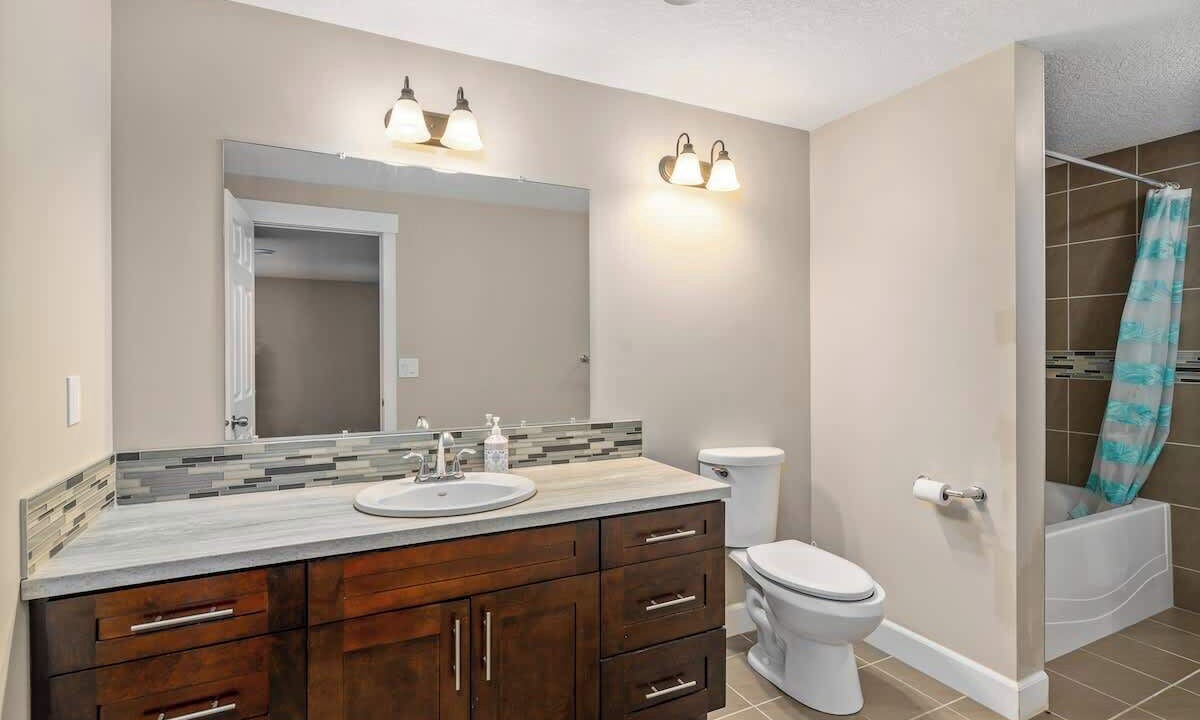 Photo of Bathroom in Airdrie