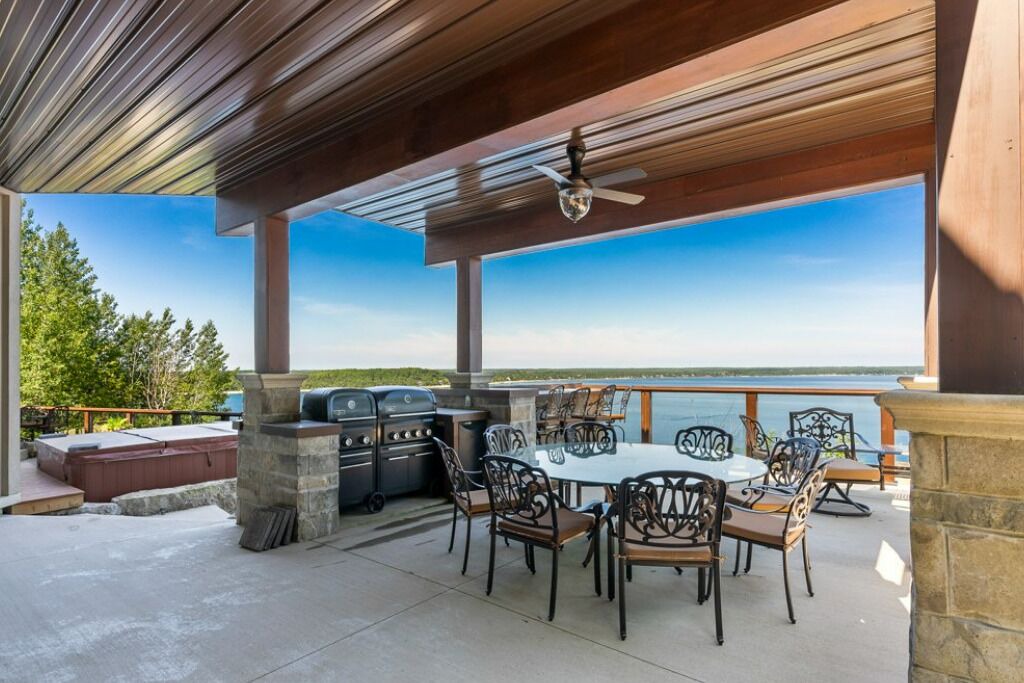 Photo of Outdoor in Lion's Head