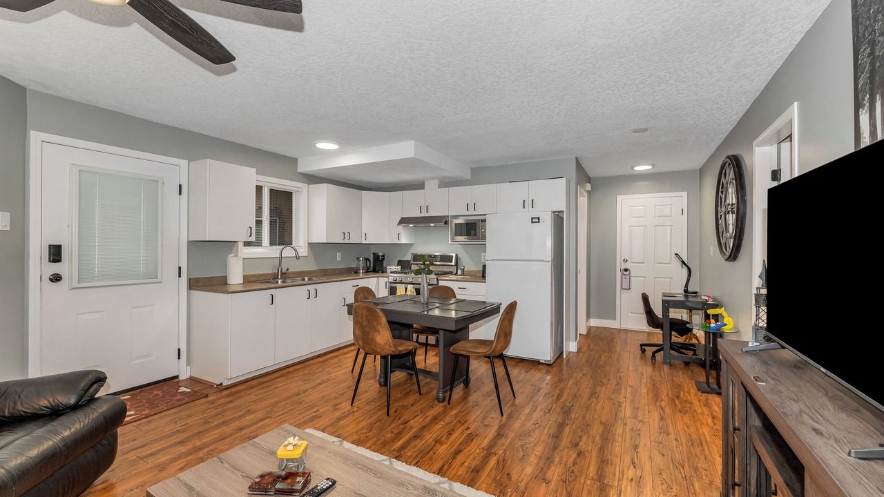 Photo of Kitchen in Saanich West