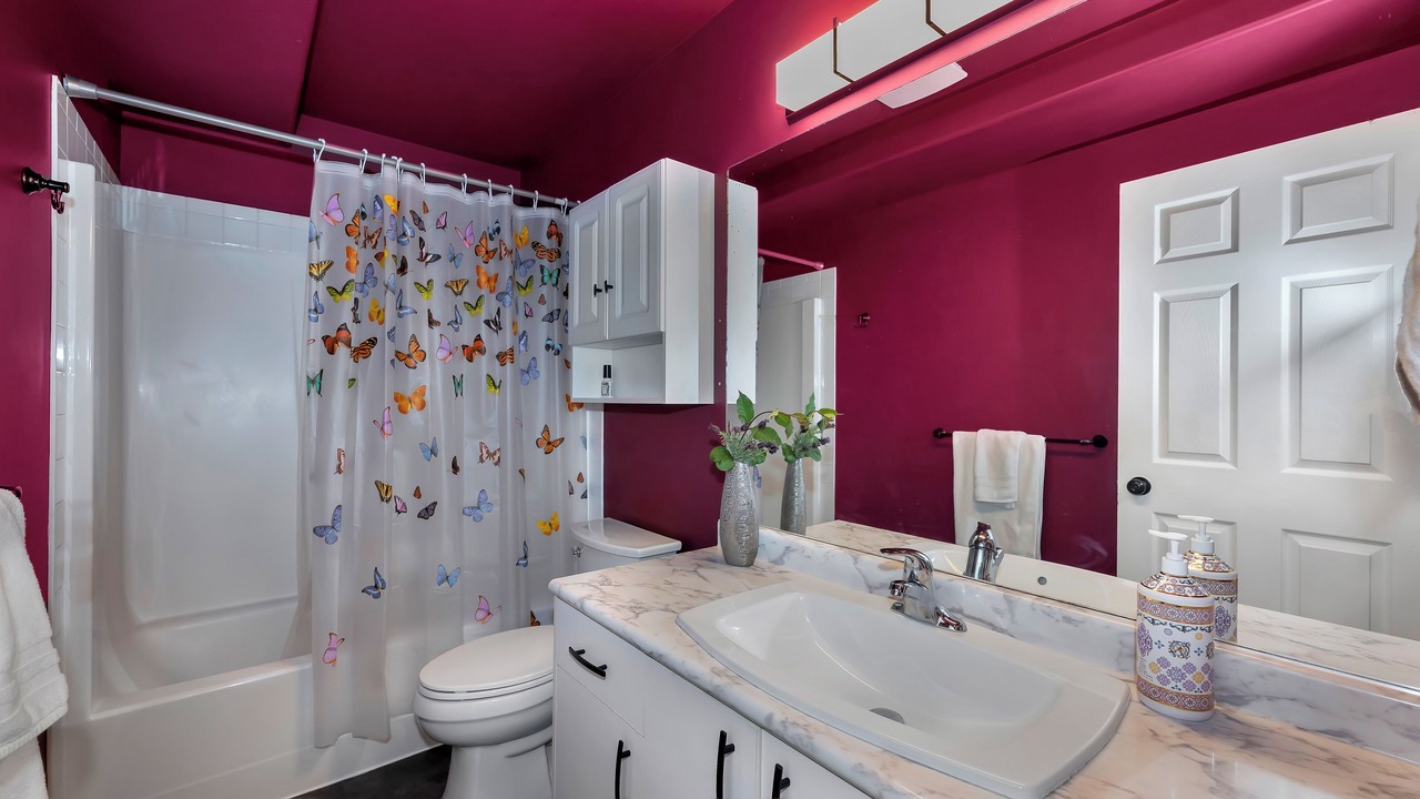 Photo of Bathroom in Saanich West