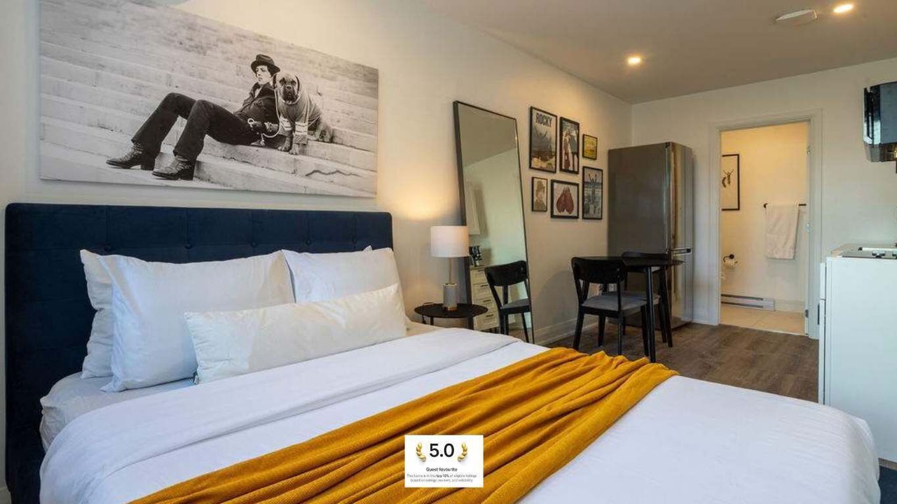Photo of Bedroom in Latin Quarter