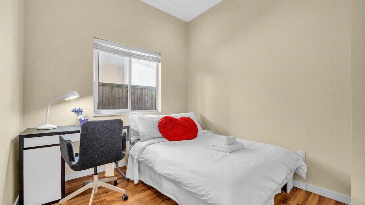 Photo of Bedroom in Sunset