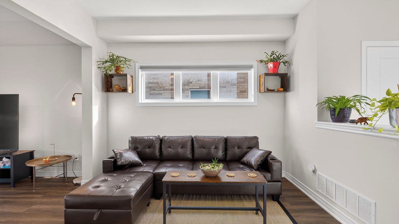 Photo of Livingroom in Thorold