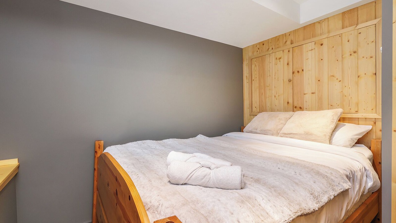 Photo of Bedroom in Courtenay