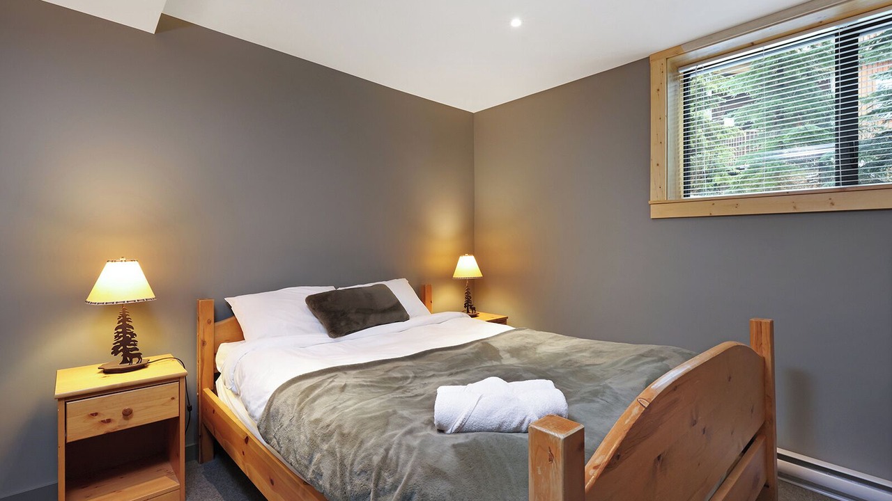 Photo of Bedroom in Courtenay