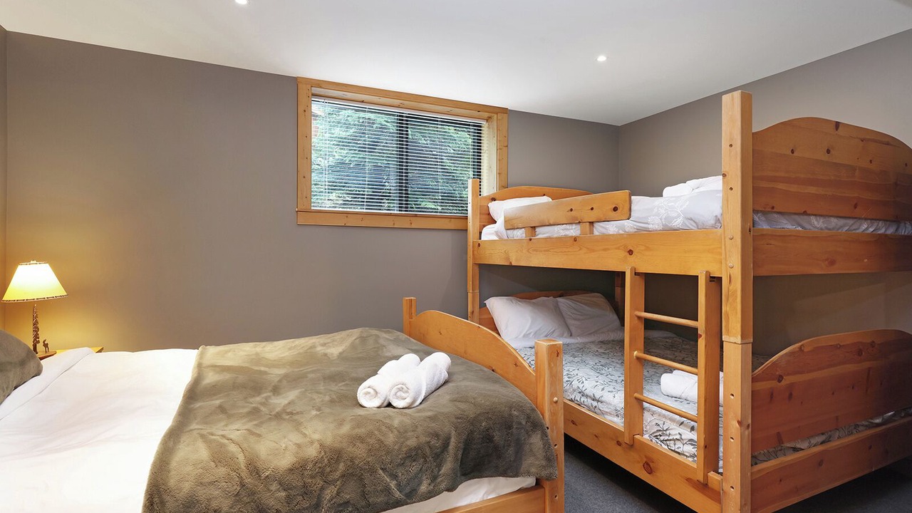 Photo of Bedroom in Courtenay