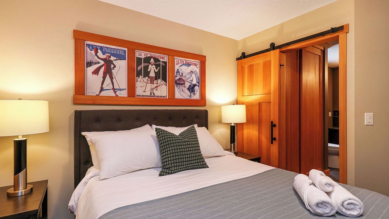 Photo of Bedroom in Courtenay