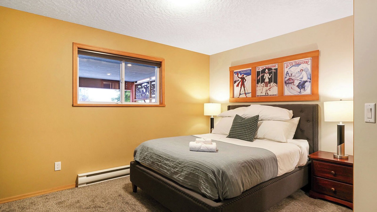 Photo of Bedroom in Courtenay