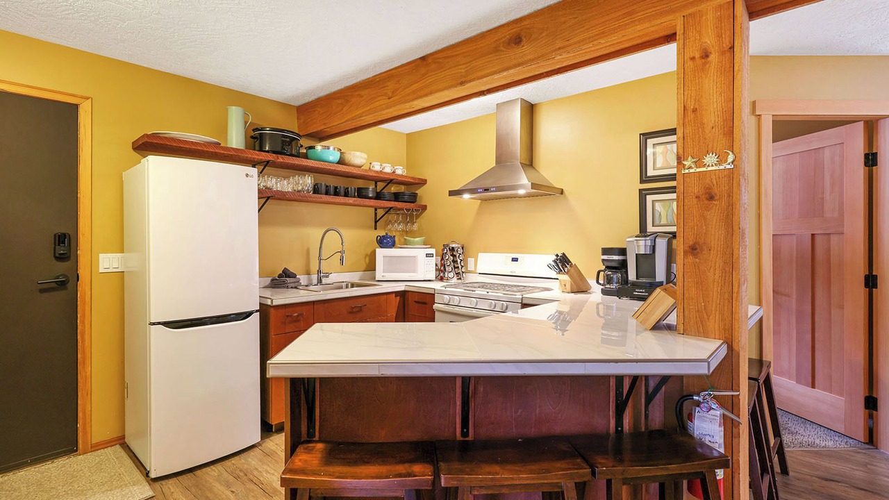 Photo of Kitchen in Courtenay