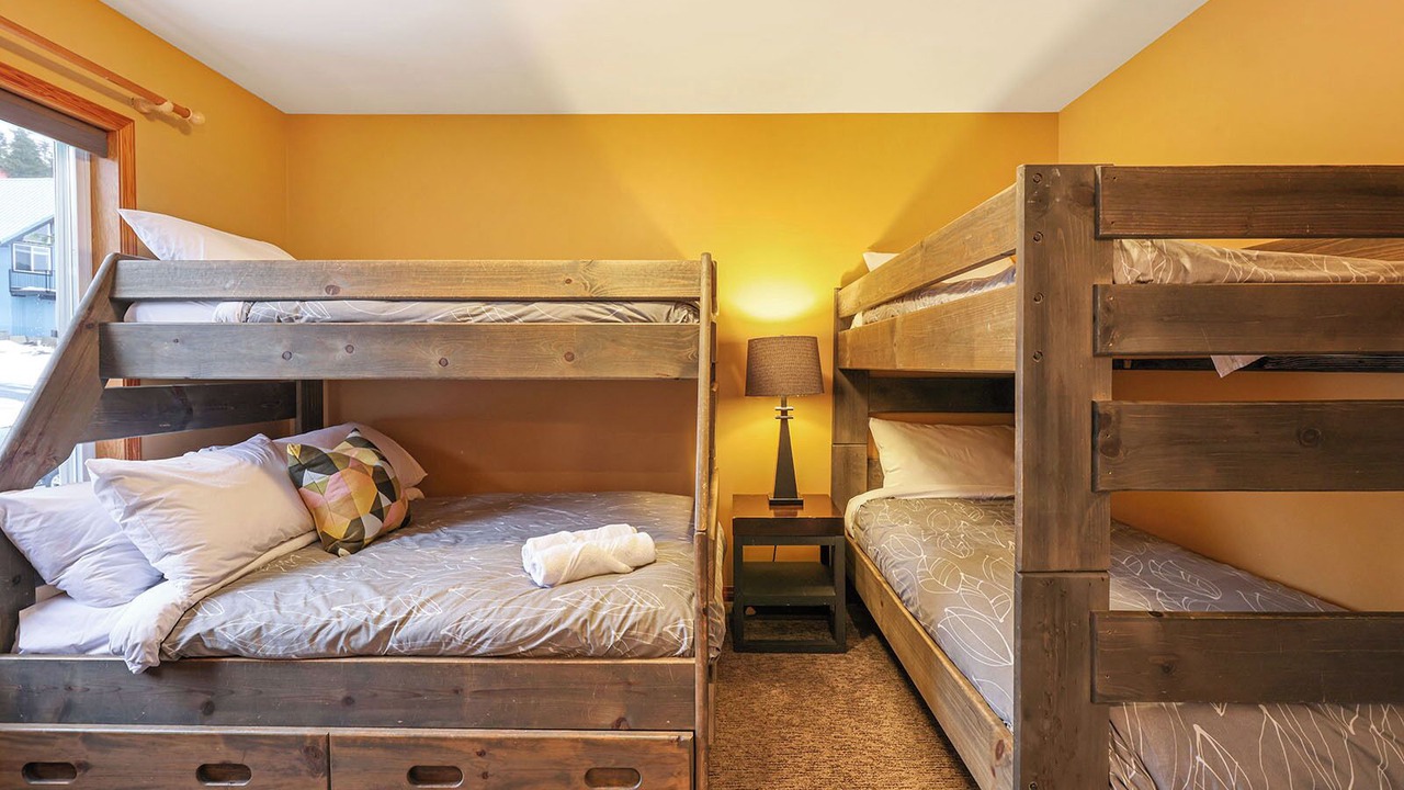 Photo of Bedroom in Courtenay